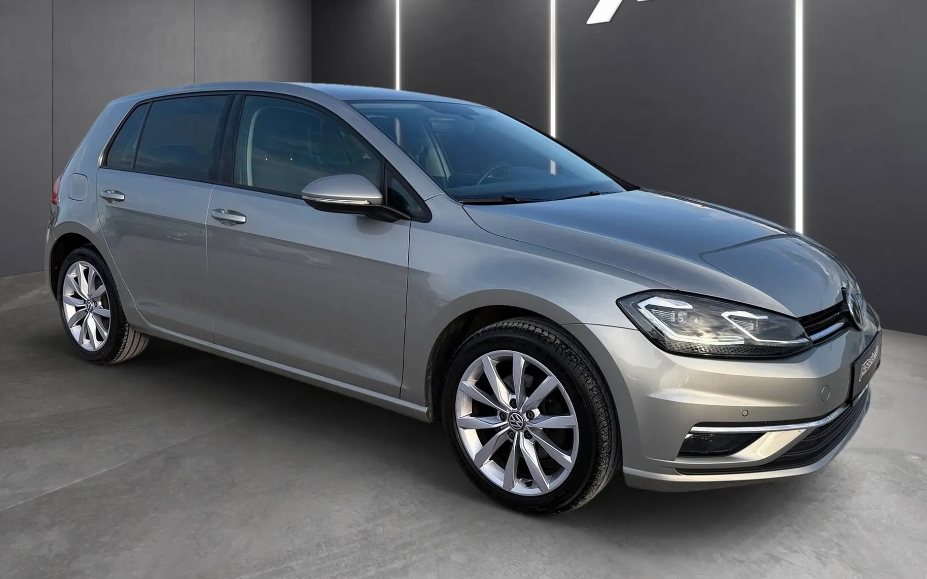 Zunanja slika - Volkswagen Golf - 2.0 TDI Highline 110  150 ... - 2