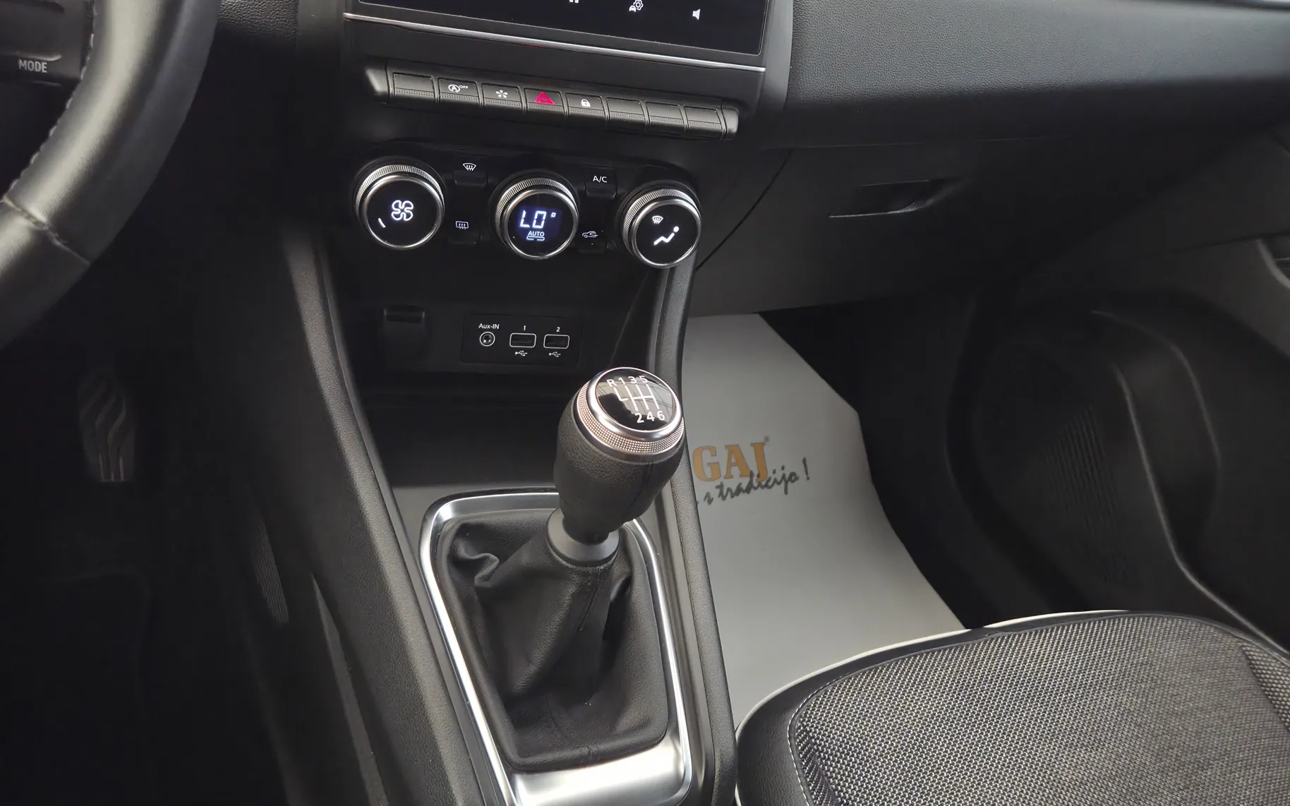 Zunanja slika - Renault Captur - Techno TCe 90 - 17