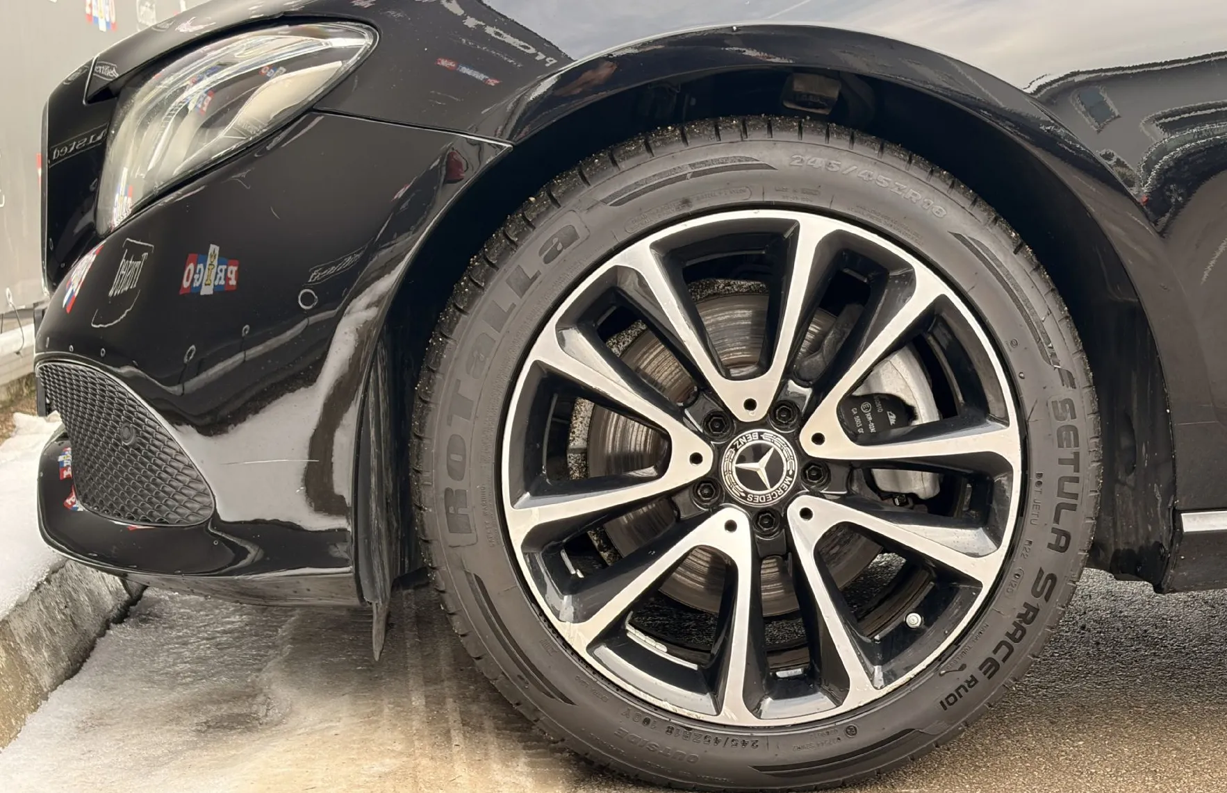 Zunanja slika - Mercedes-Benz E-Razred - E 220d T 4MATIC Avantgarde Avt. - 6
