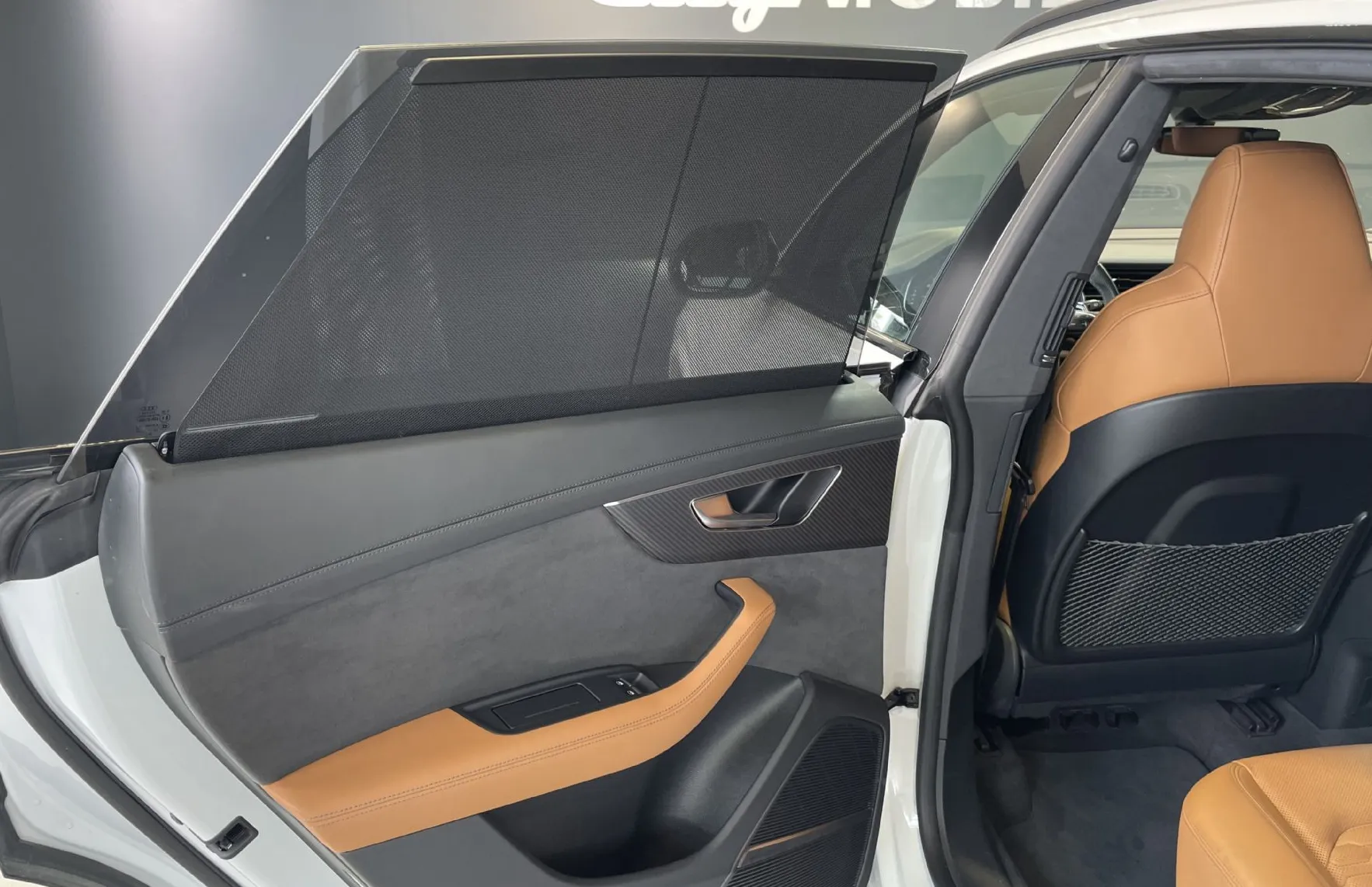 Zunanja slika - Audi RS Q8 - RSQ8-1.LAST-ZRAČNO-AKRAPOVIC-SOFT-HEADUP-NAVI-360- - 14