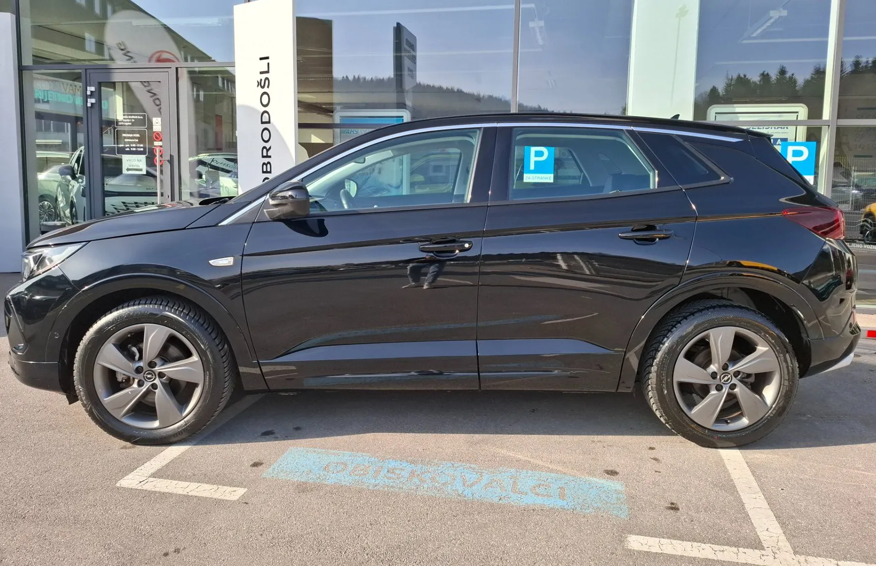 Zunanja slika - Opel Grandland - 1.2 TURBO 96KW - POTRJENA SERVISNA - AKCIJSKA CENA - 5