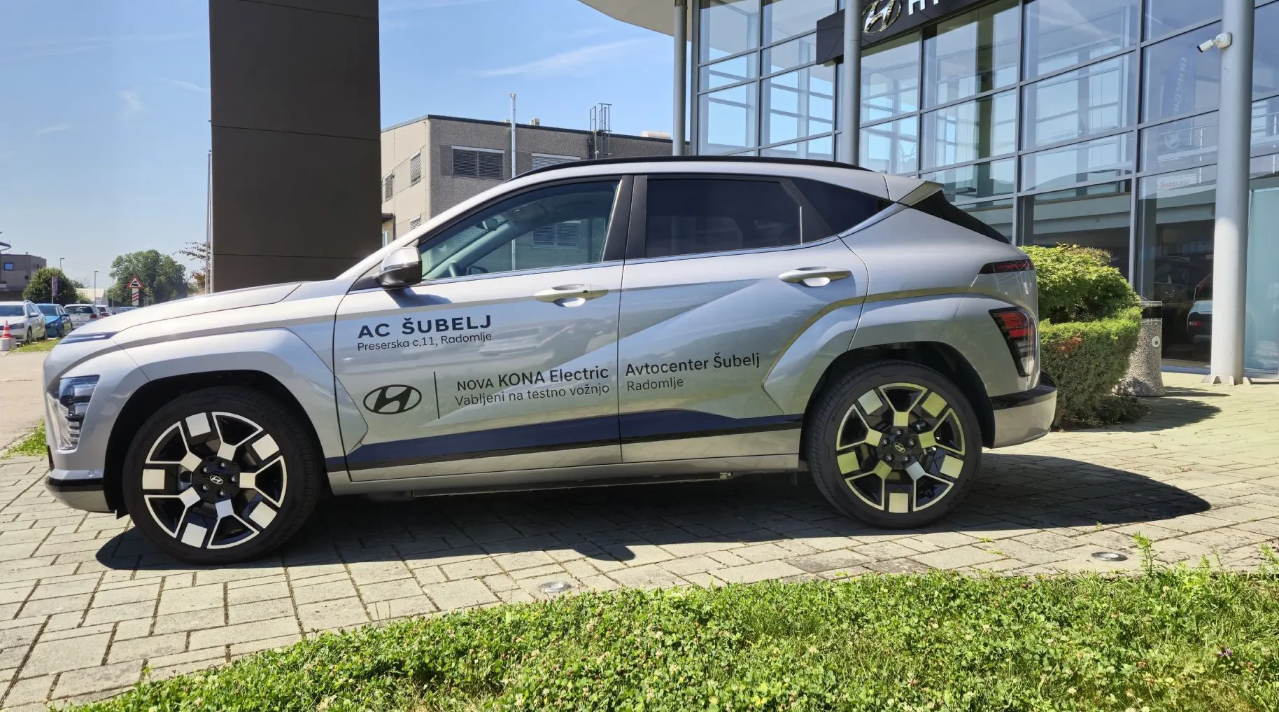 Zunanja slika - Hyundai Kona - 65KWH IMPRESSION V2L. WINTER II cena s subvencij - 5