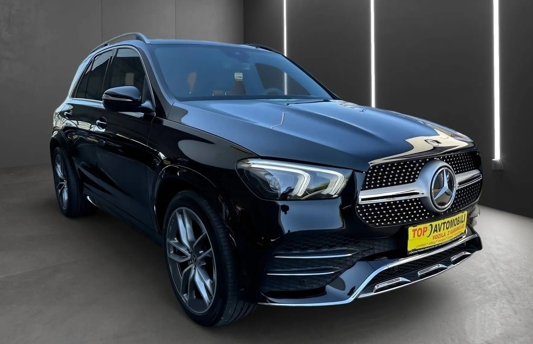 Zunanja slika - Mercedes-Benz GLE-Razred - GLE 400d 4MATIC AMG LINE RADAR MULTIBEAM KAMERA - 8