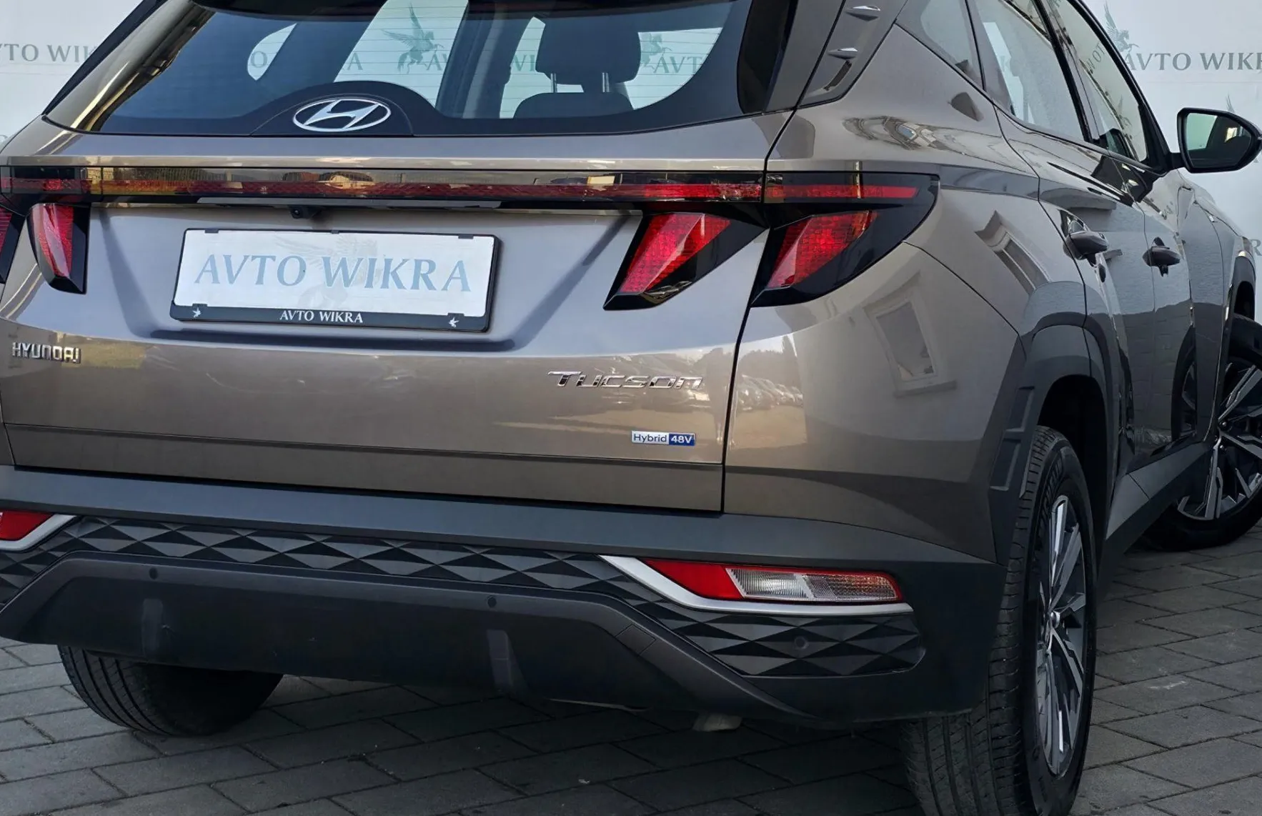 Zunanja slika - Hyundai Tucson - 1.6CRDi MHEV DCT Style BLIS•LANE•KAMER•PDC•NAVI•17 - 4