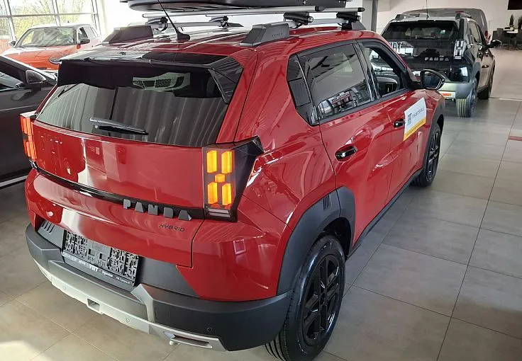 Zunanja slika - Fiat Grande Panda - 1.2 T-Gen3 110 AT6 - 4