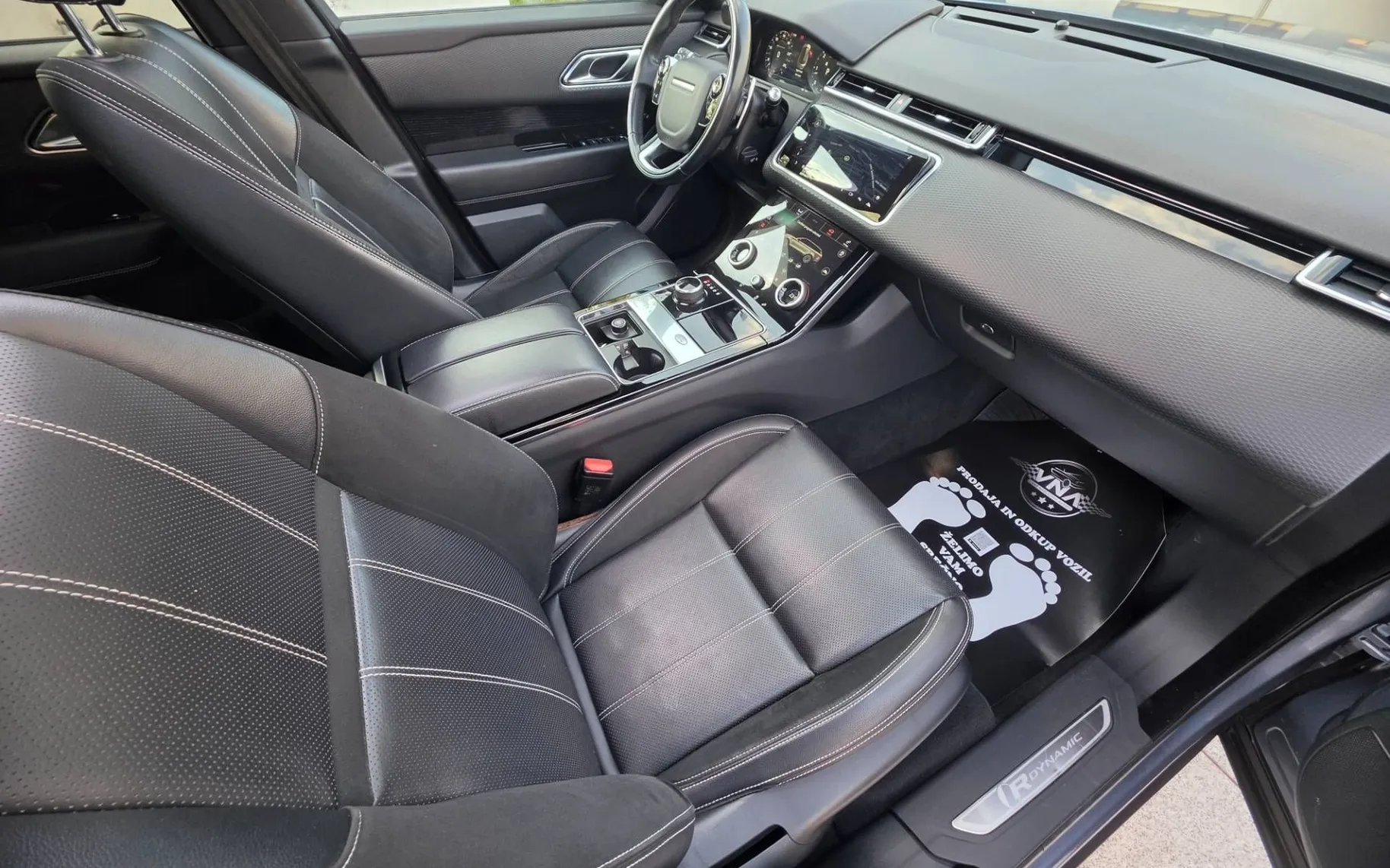 Notranja slika - Land Rover Range Rover Velar - 3.0 TDV6 R-Dynamic S Avt. |PANORAMA|MATRIX|ALU22| - 9
