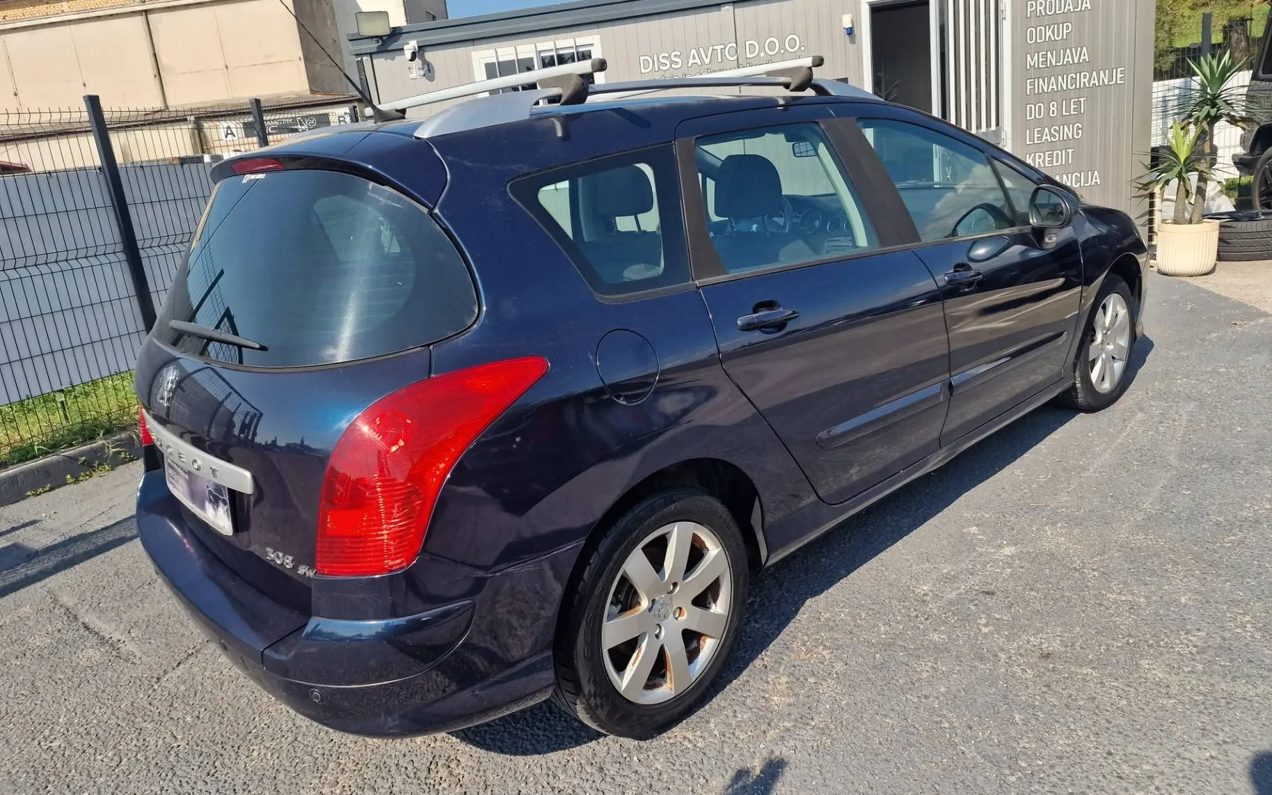 Zunanja slika - Peugeot 308 - 1.6 55.000km OBROK 84X-51EUR NA KREDIT BREZ POLO - 3