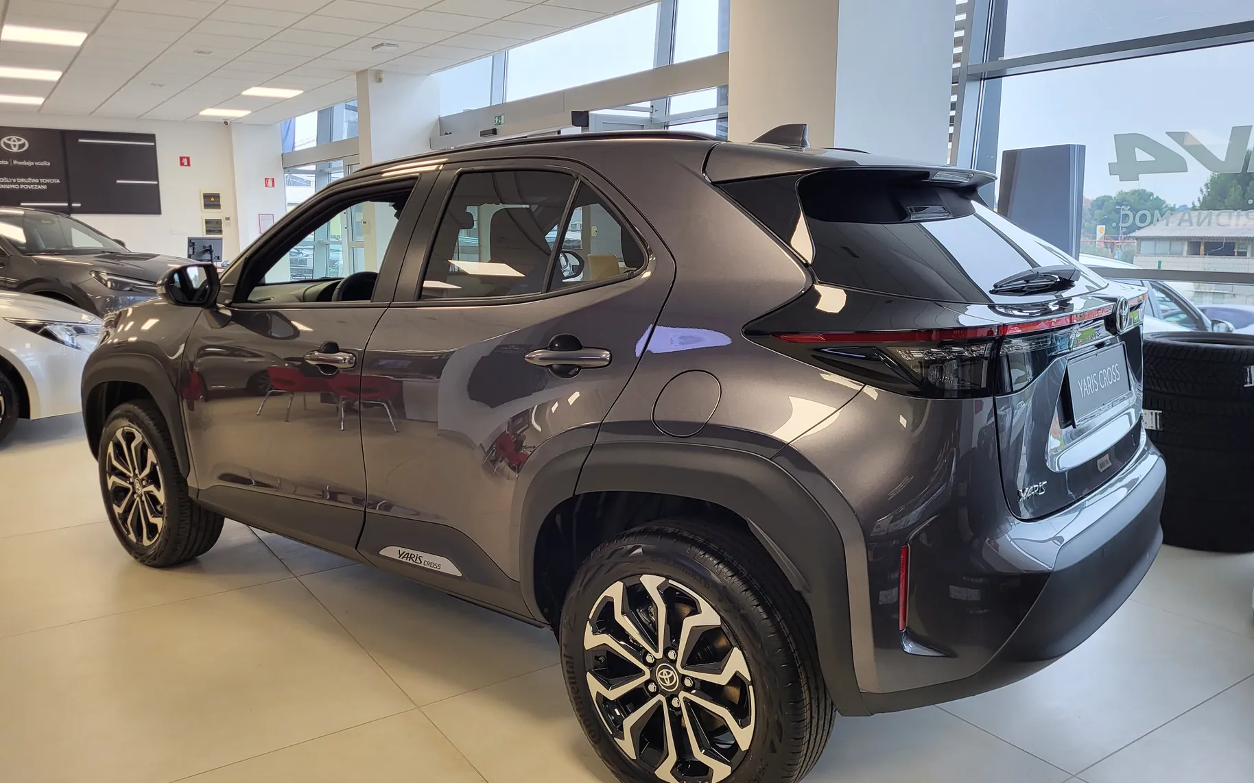 Zunanja slika - Toyota Yaris Cross - 1.5 HEV Sport Assist Convenience - 5