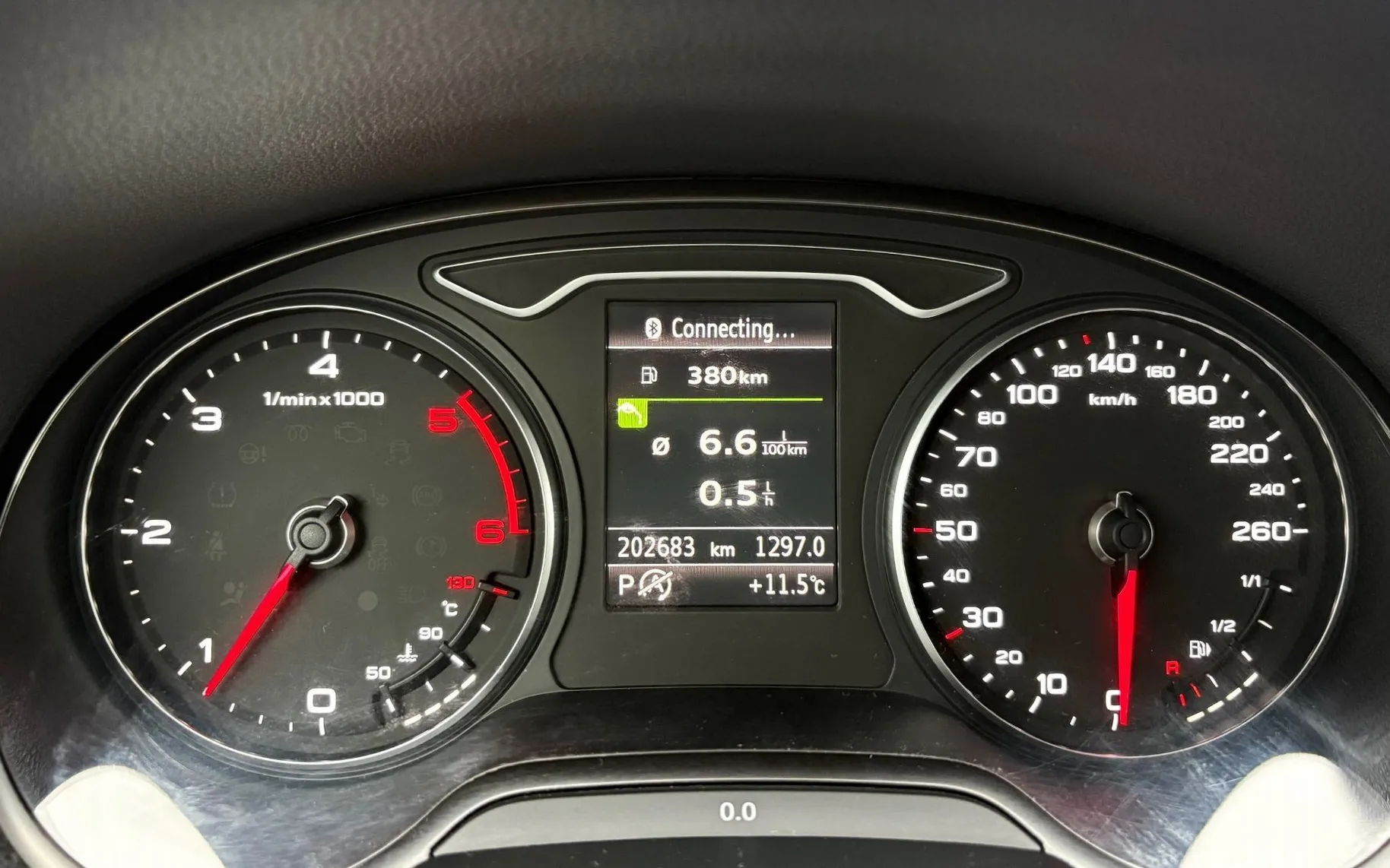 Zunanja slika - Audi A3 - 2.0 TDI Sportback AUT. LED XENON ACC ALU 18 - 17