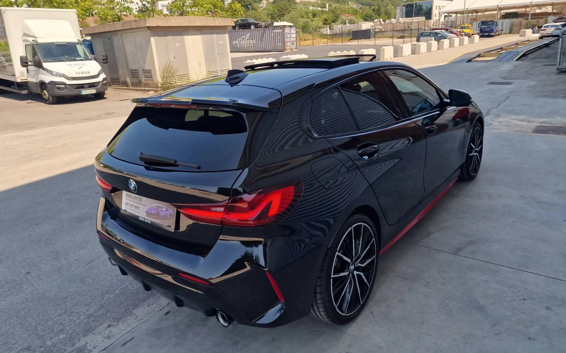 Notranja slika - BMW serija 1: - 128i M SAMO 31.000km PANORAMA-HARMAN - 8