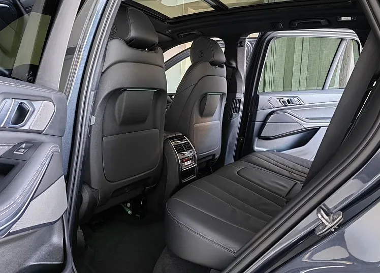 Zunanja slika - BMW X5 - serija : 30d-XD-M-PAKET-ZRAČNO-LASER-PANOR-KAME-COCKPIT-21C - 13