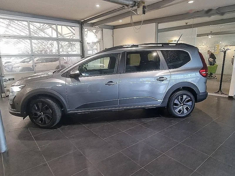 Zunanja slika - Dacia Jogger - Expression 1.0 TCe110 +paket UDOBJE + My Revision - 2