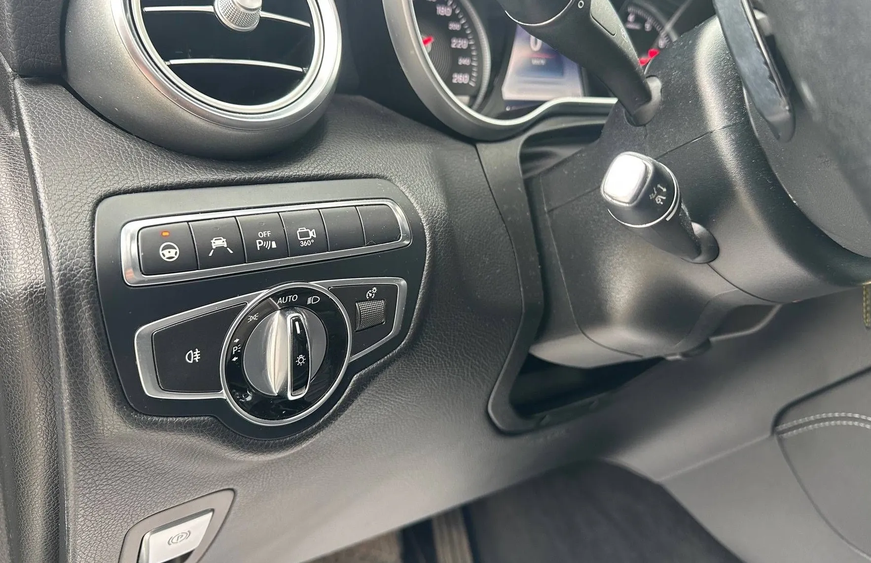 Zunanja slika - Mercedes-Benz GLC-Razred - GLC coupe 250 4-MATIC AMG LINE ZRAČNO ACC 360°KAM LINE ASI.. - 15