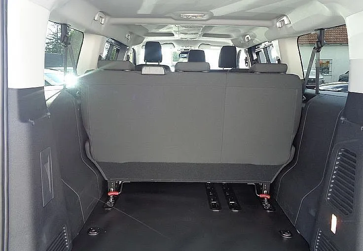Zunanja slika - Opel Zafira - VIVARO L 2.2CDTI 180KM AVT. 9 SEDEŽEV - NA ZALOGI - 9