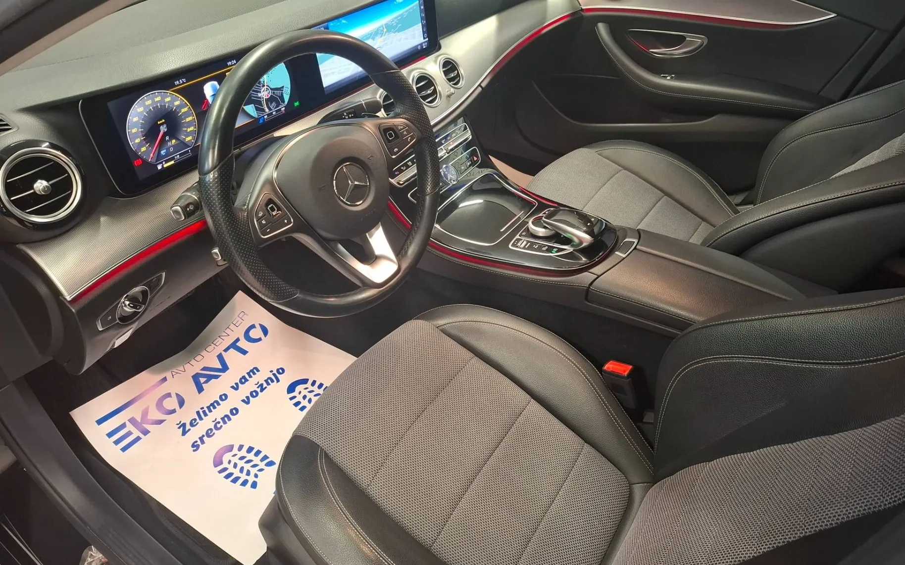 Notranja slika - Mercedes-Benz E-Razred - E 220 d SAMO 83000KM-1LASTNIK-SLO-FUL LED-ALU 20 - 12