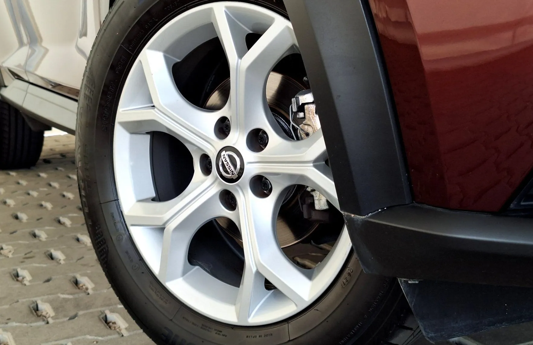 Zunanja slika - Nissan Juke - 1.0 DIG-T N-Connecta•Slovensko vozilo•NAVI•KAMER.. - 8