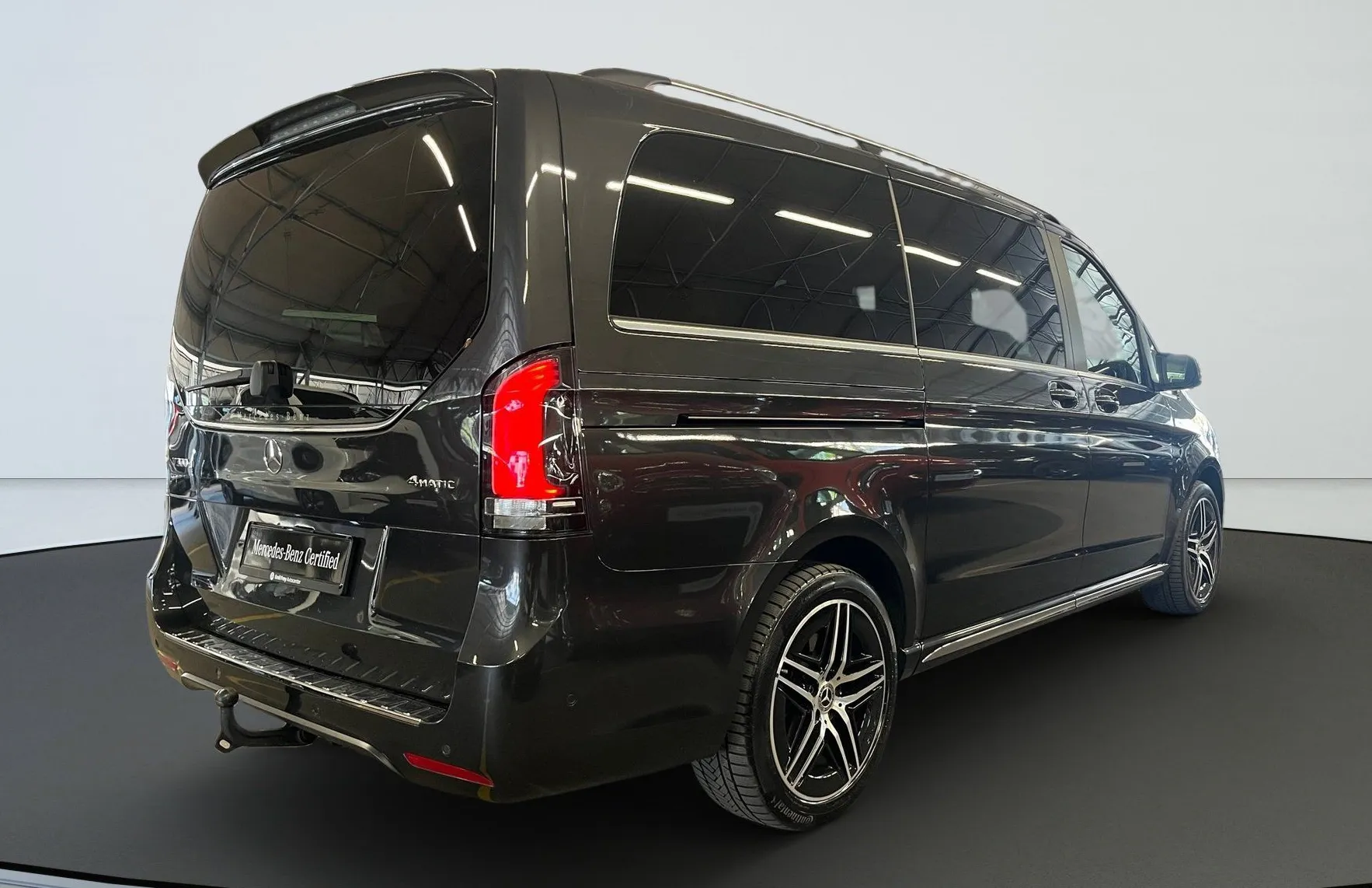 Zunanja slika - Mercedes-Benz V-Razred - V 300 d 4MATIC AMG Line dolgi Avt. - 3