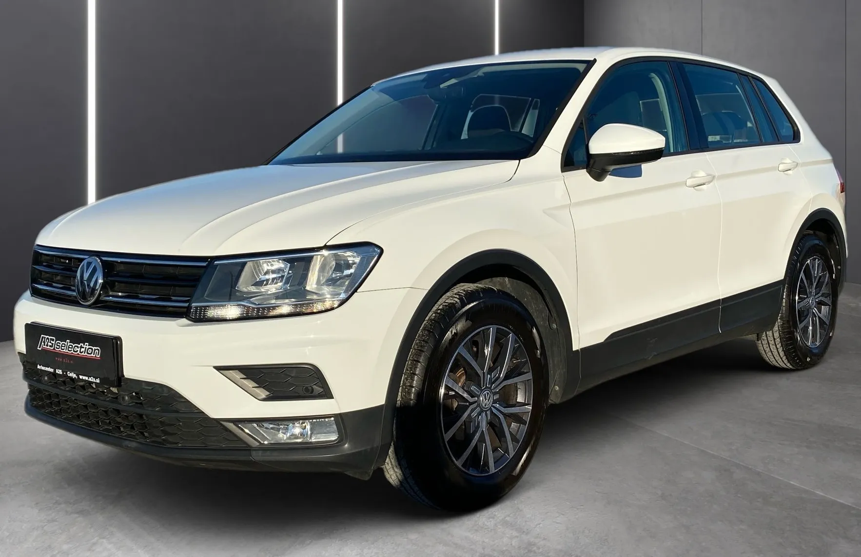 Zunanja slika - VW Tiguan - 1.4 TSI BMT Trendline... - 1