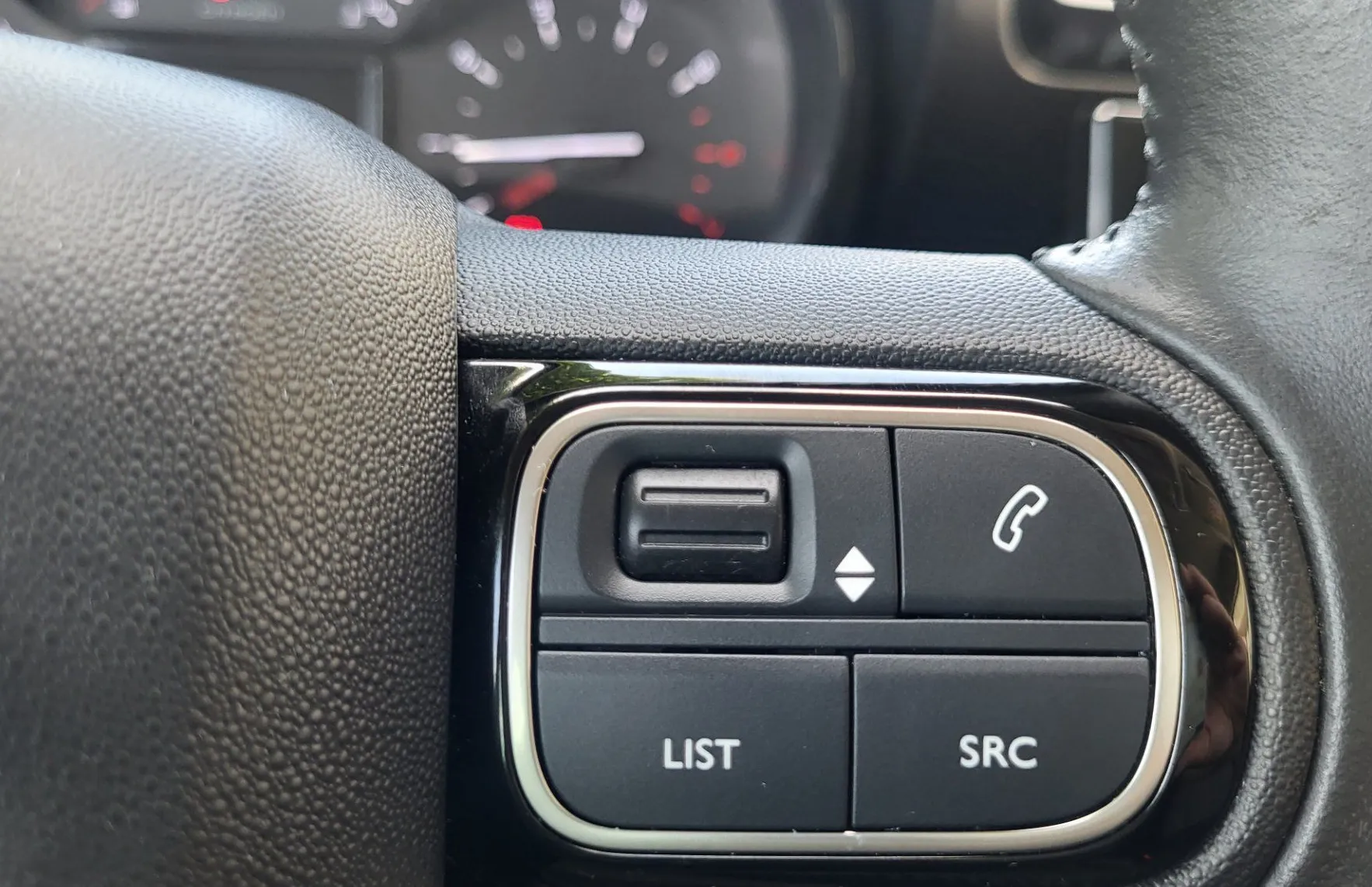 Zunanja slika - Citroën C3 Aircross - 1.2 1last-navi-acc-kamera-el.paket-servisiran - 12
