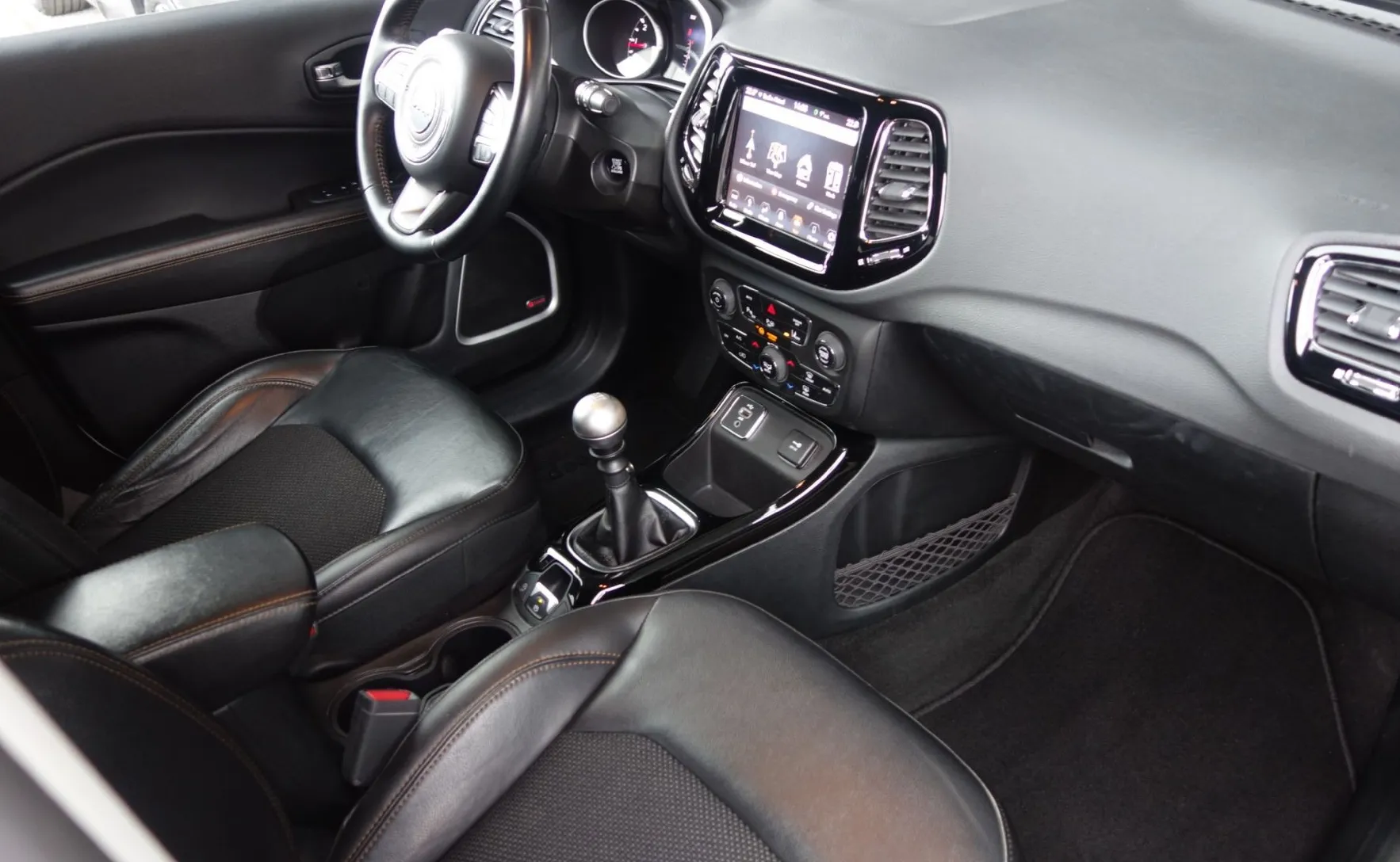 Zunanja slika - Jeep Compass - 1.6 MultiJet Limited - 9