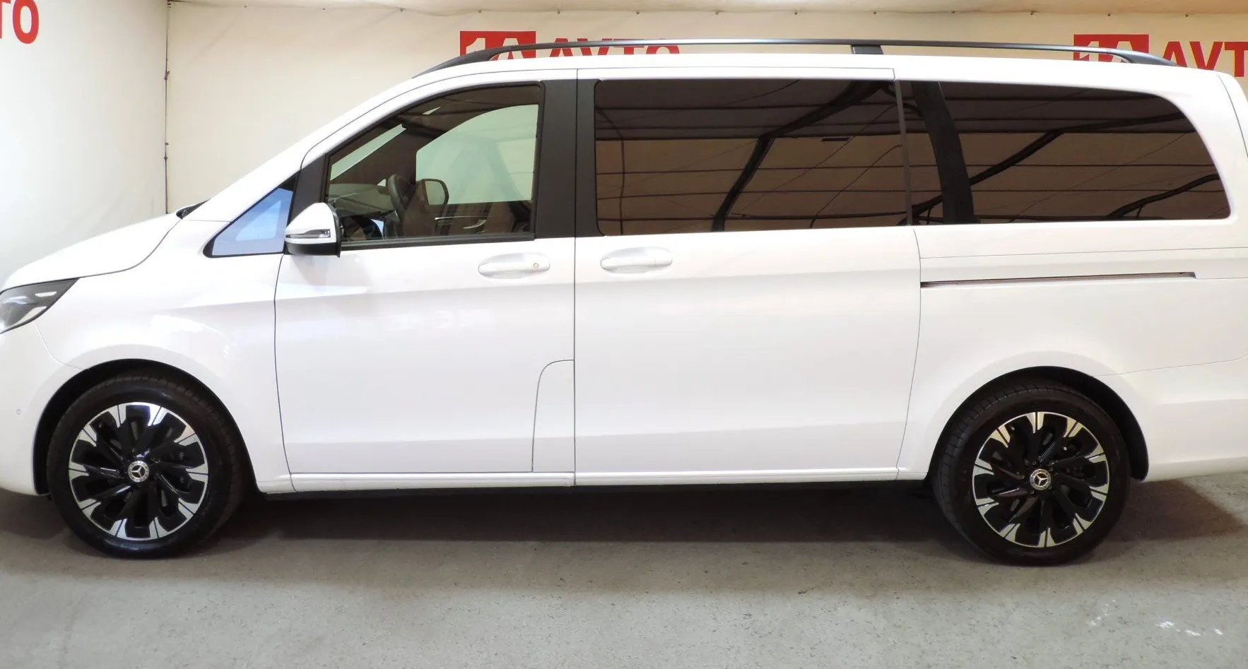 Zunanja slika - Mercedes-Benz V-Razred - V 300 d Style dolgi Avt. LED-ACC-7.SEDEŽEV-KAMERA - 8
