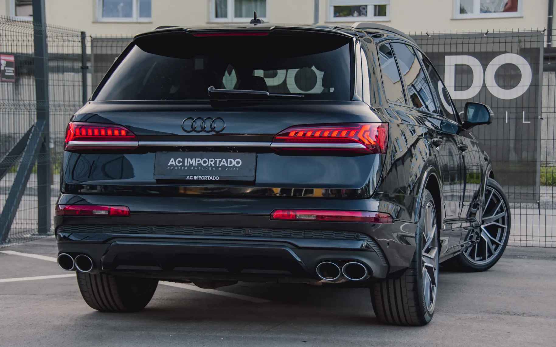 Zunanja slika - Audi Q7 - S 4.0 TDI V8 Quattro-LASER-ACC-360-PANO-HLAJ-AIR - 4