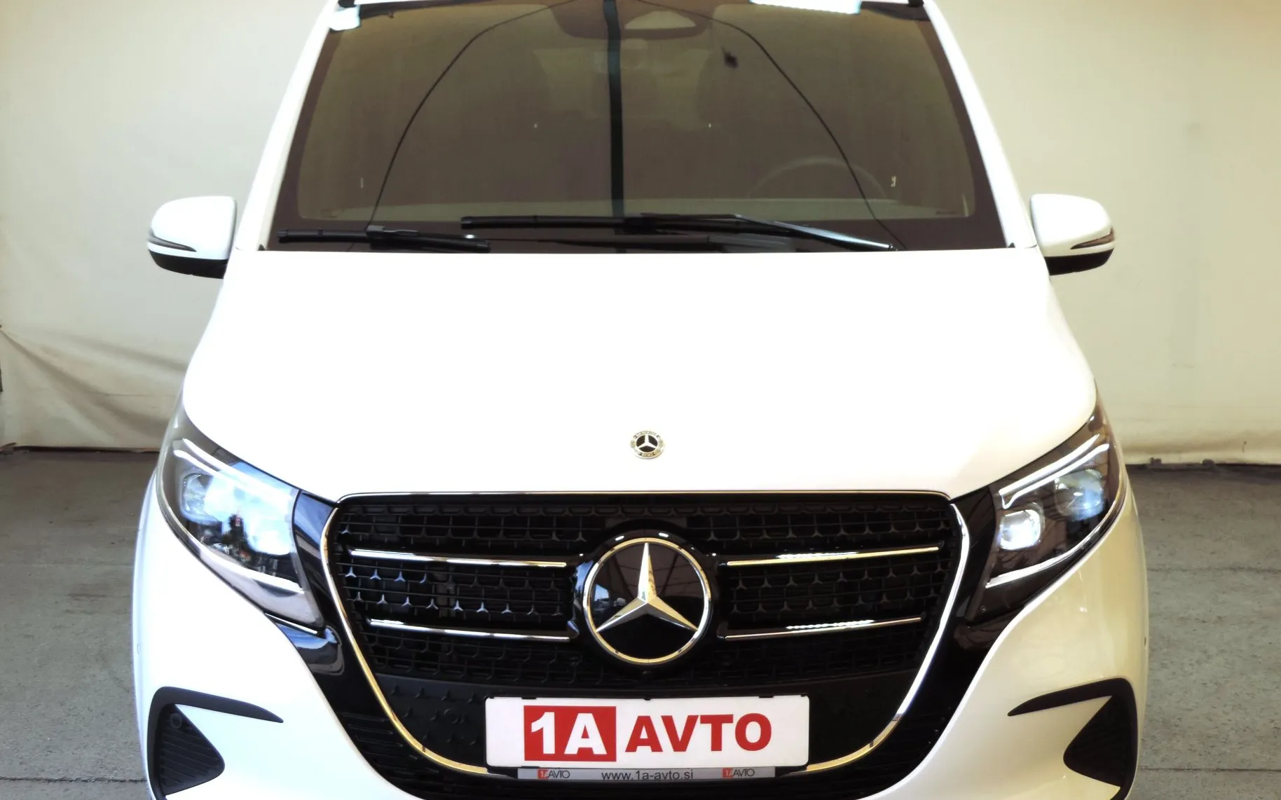 Zunanja slika - Mercedes-Benz V-Razred - V 300 d Style dolgi Avt. LED-ACC-7.SEDEŽEV-KAMERA - 2