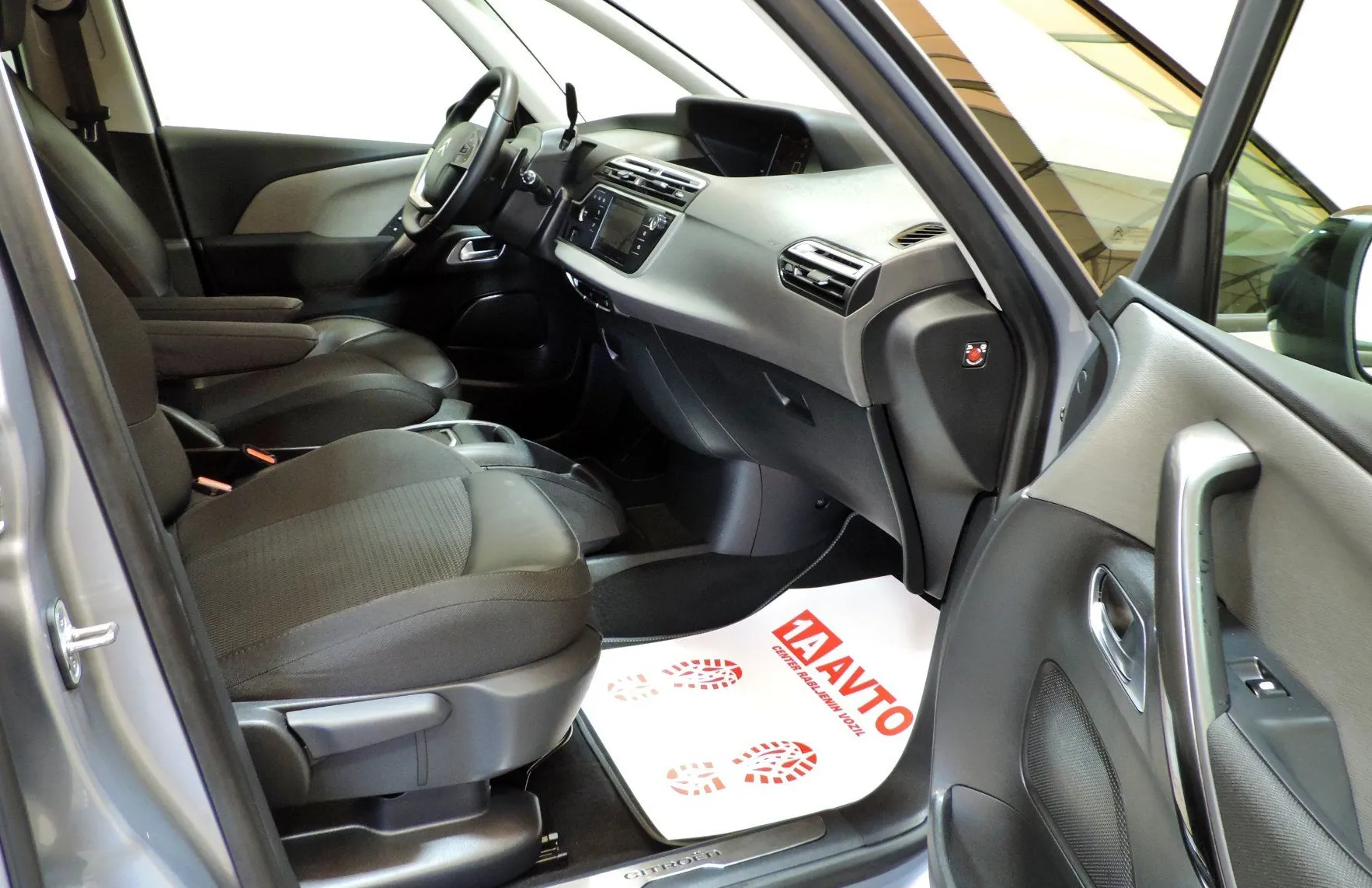Zunanja slika - Citroën C4 Grand SpaceTourer - BlueHDi 130 Shine Avt. - 11