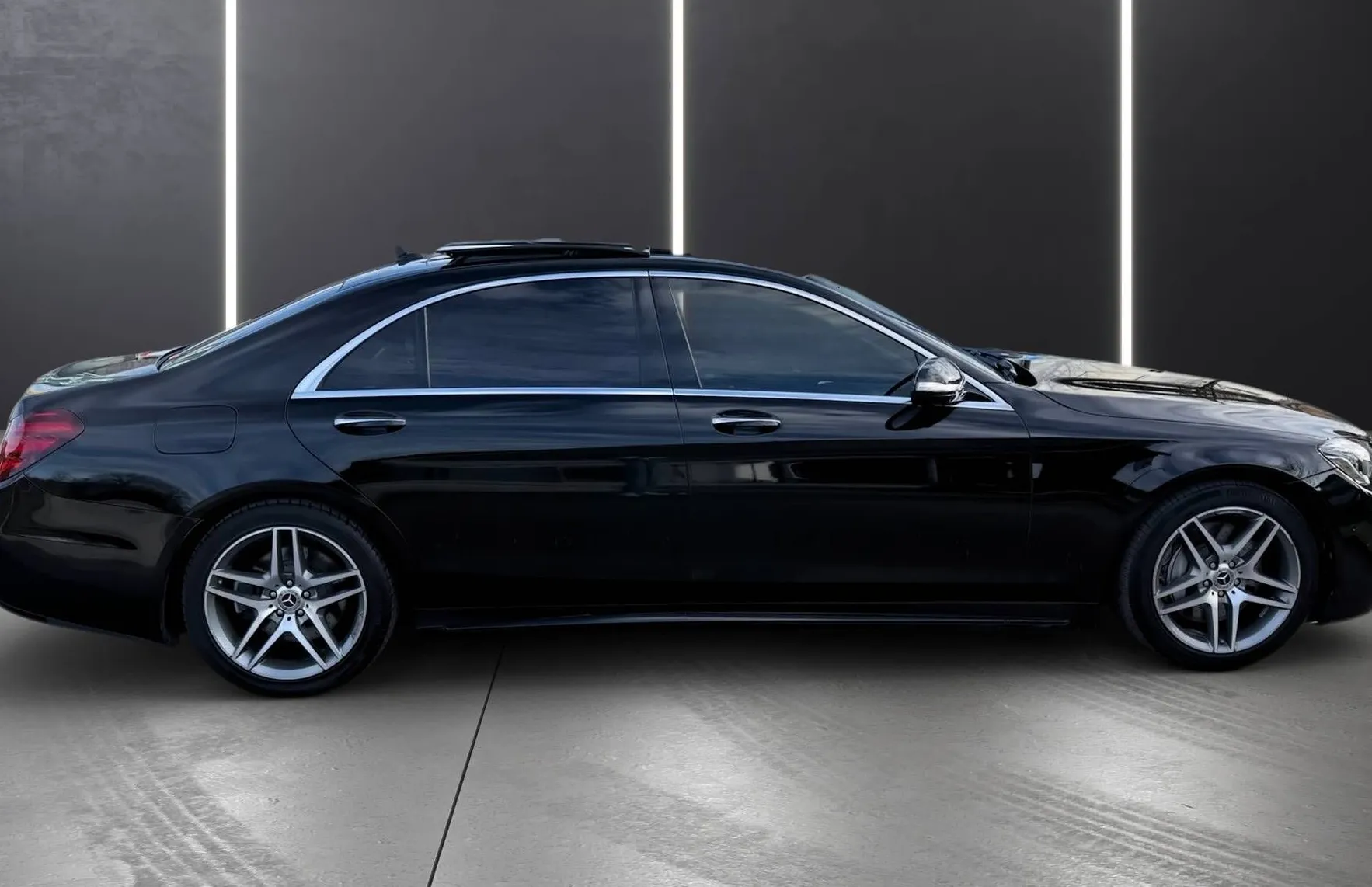 Zunanja slika - Mercedes-Benz S-Razred - 350d LONG AMG LINE MULTIBEAM 360KAM PANO PDC TOP.. - 10