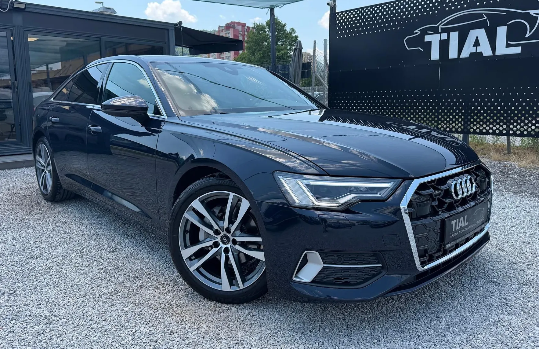Zunanja slika - Audi A6 - 40 TDI S line QUATTRO-MATRIX-KAMERA-ACC-88.000KM- - 3