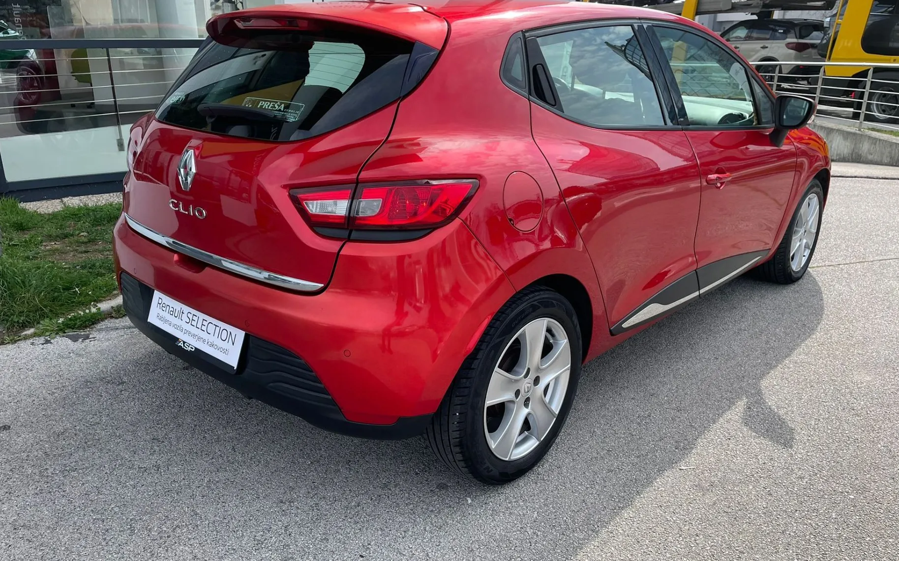 Zunanja slika - Renault Clio - Dynamique 1.2 16v 1.LASTNIK - 5