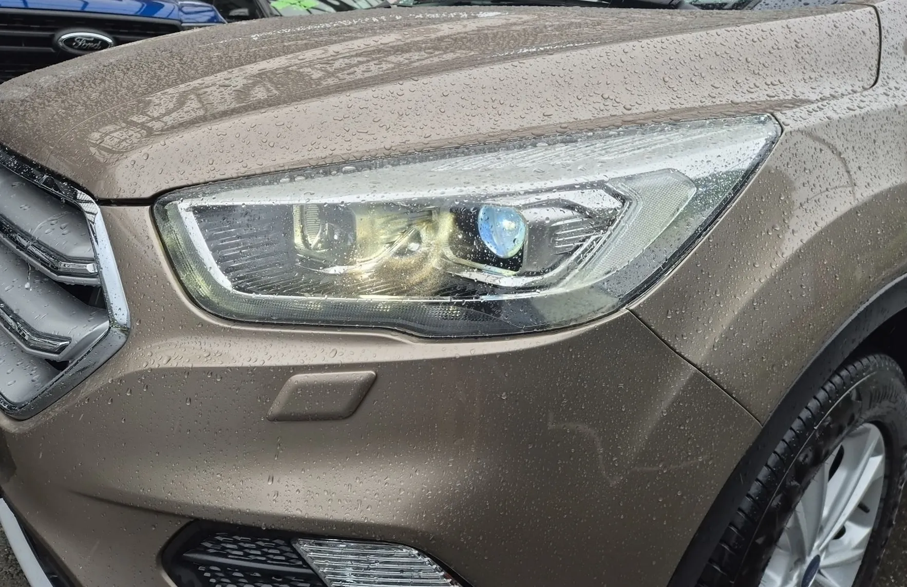 Zunanja slika - Ford Kuga - TITANIUM 1.5 EcoBoost 150PS M6-OGROMNO OPREME - 7
