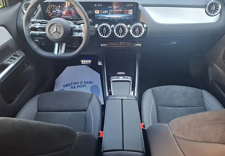 Zunanja slika - Mercedes-Benz GLA-Razred - GLA 180 AMG Line Avt. - 10