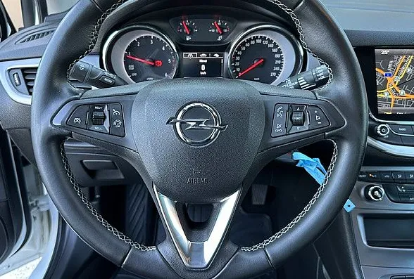 Zunanja slika - Opel Astra - Sports Tourer 1.6 CDTI°°Veliki servis narejen - 8