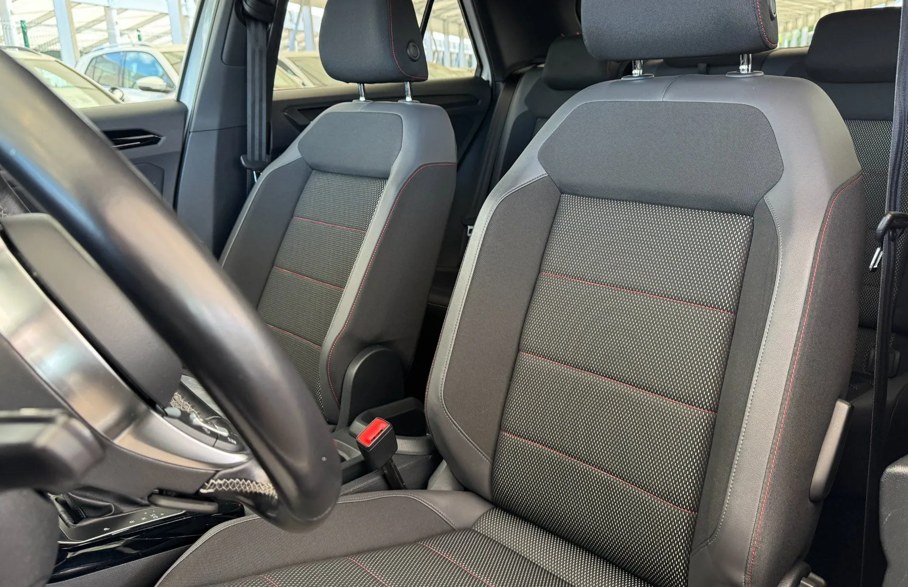 Zunanja slika - Volkswagen T-Roc - 4motion 2.0 TDI Sport DSG - 10