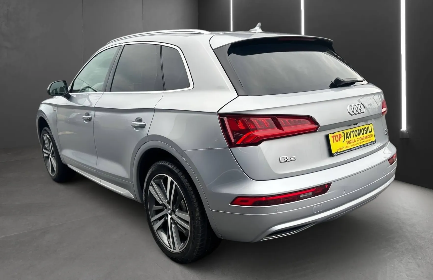 Zunanja slika - Audi Q5 - 2.0 TDI QUATTRO S LINE MATRIX NAVI PDC KAM VIRTU.. - 5