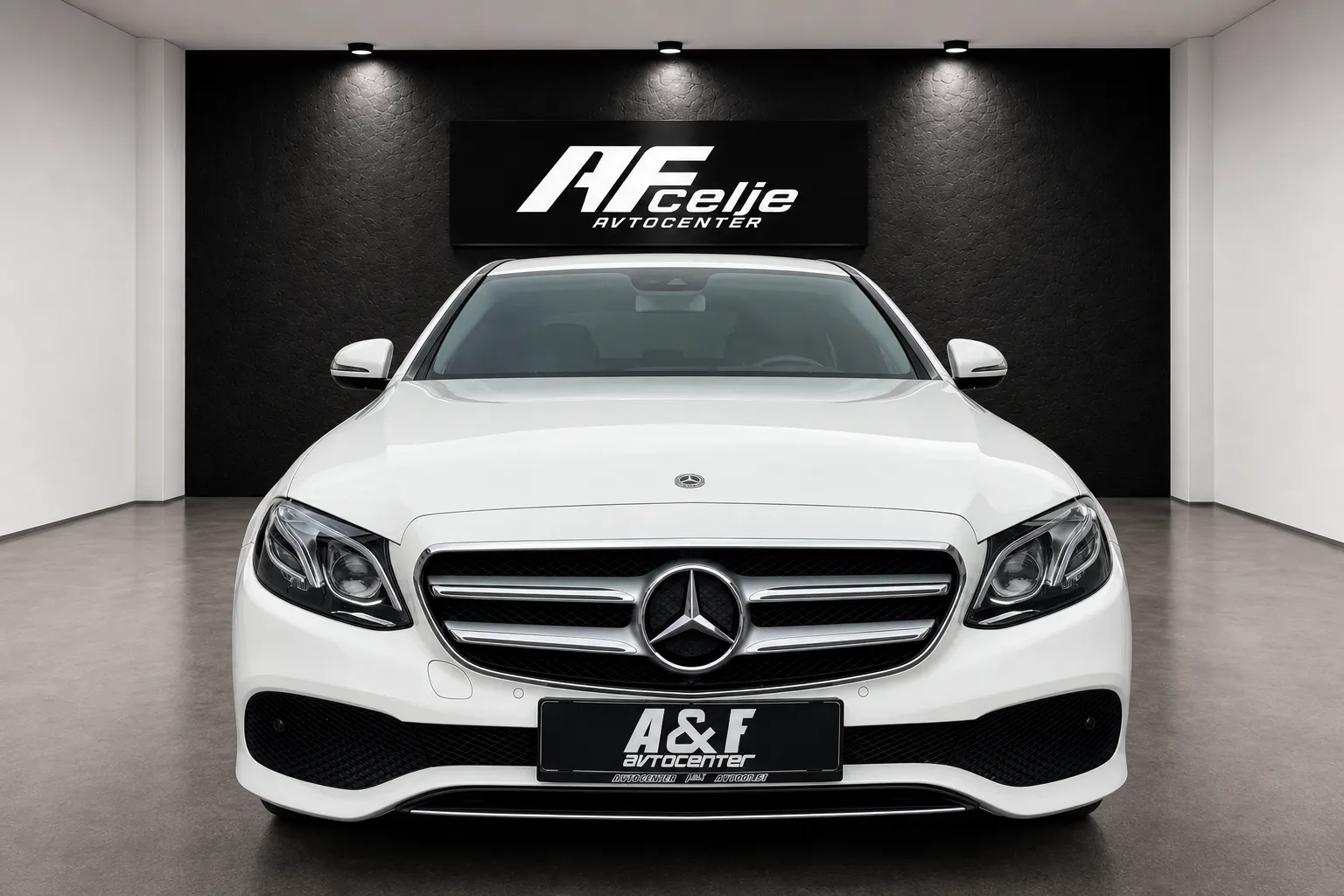 Zunanja slika - Mercedes-Benz E-Razred - 220 CDI-AVANTGARDE-MULTIBEAM-LIZING ZA TUJCE-NAV.. - 2