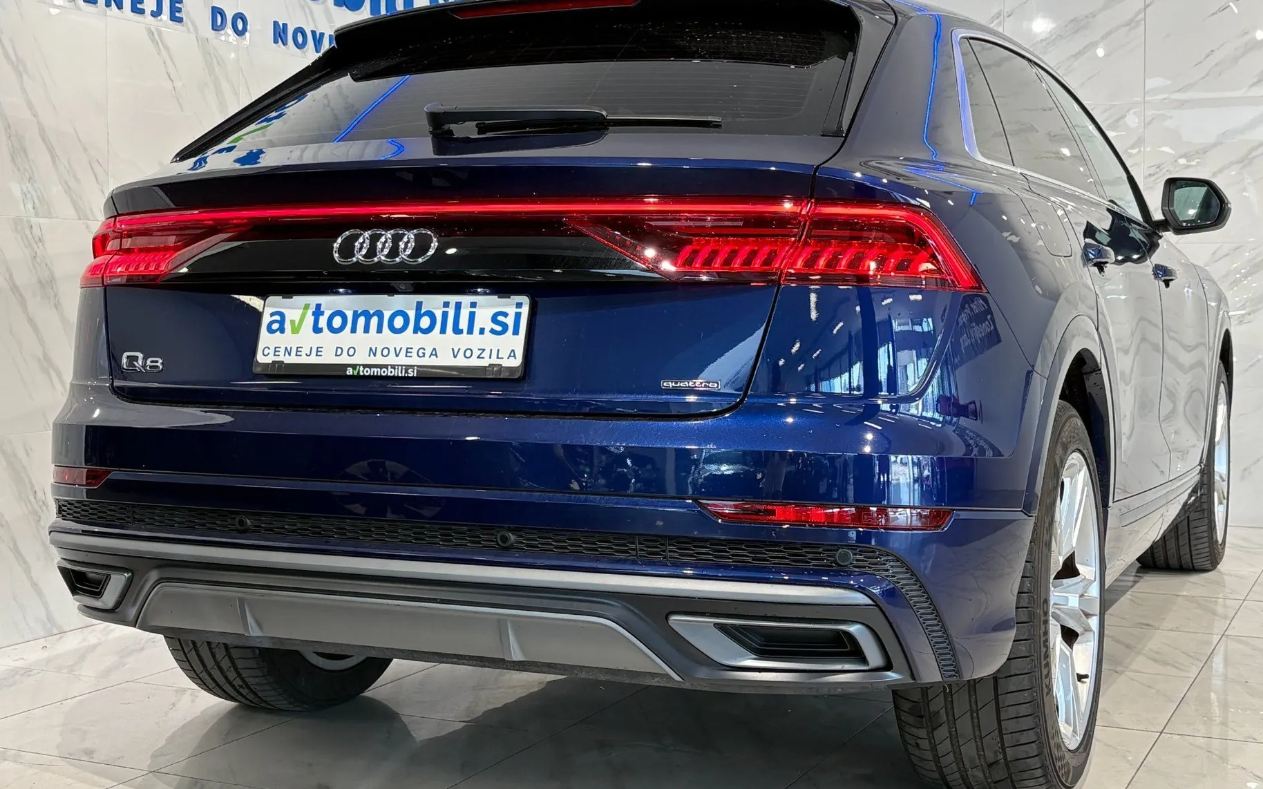 Zunanja slika - Audi Q8 - 55 TFSI e |Quattro|Led|Zračno|Kamera|AmbientL|PDC. - 6