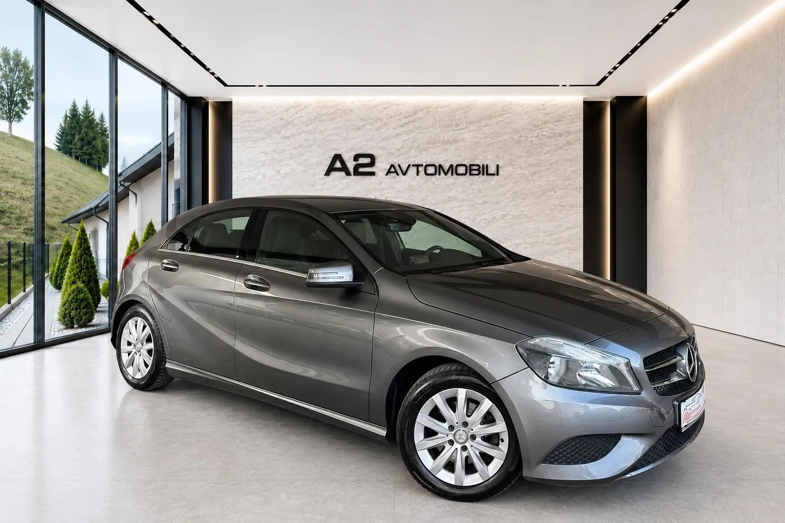 Zunanja slika - Mercedes-Benz A-Razred - 180 -AMG SEDEŽI-KLIMA-ALU- - 4