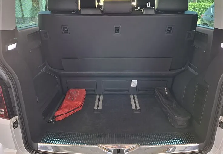 Zunanja slika - Volkswagen Multivan - 2.0 TDI 4MOTION FULLED.VIRTUAL.NAVIPRO.ACC.CAM.PDC - 12