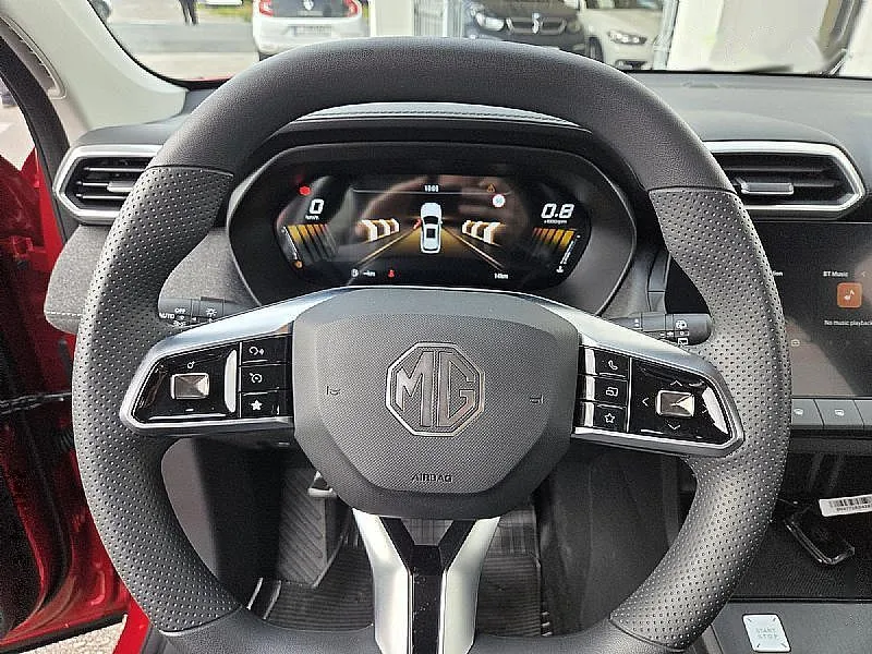 Zunanja slika - MG MG ZS - Standard 1.5L + ZIMSKE PNEVMATIKE - 10