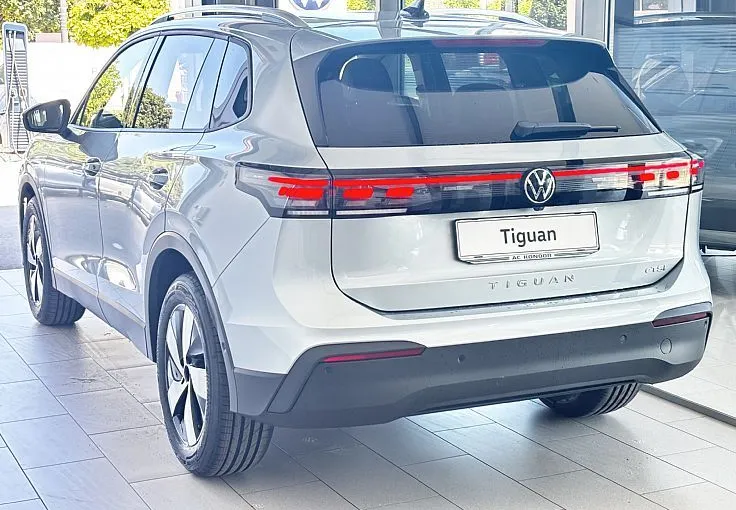 Zunanja slika - Volkswagen Tiguan - 4ALL 1.5 eTSI DSG - SLO - 1. LASTNIK - - 4