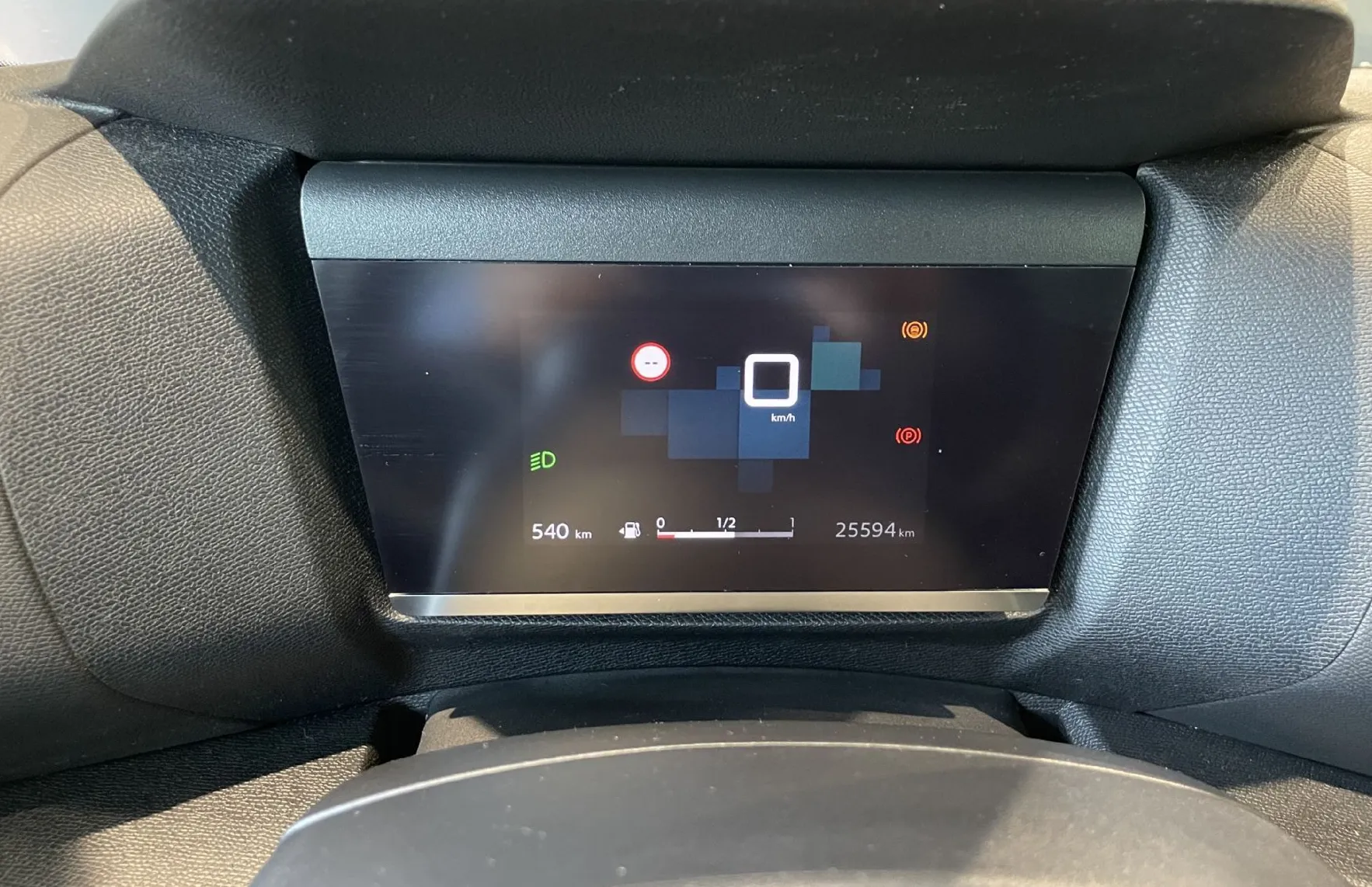 Zunanja slika - Citroën C4 X - 1.LASTNIK-TEMPOMAT-KAMERA-GRETJE SEDEŽEV - 13