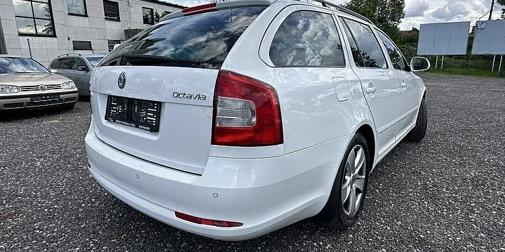 Zunanja slika - Škoda Octavia - Combi 1.9 TDI Ambiente - 3