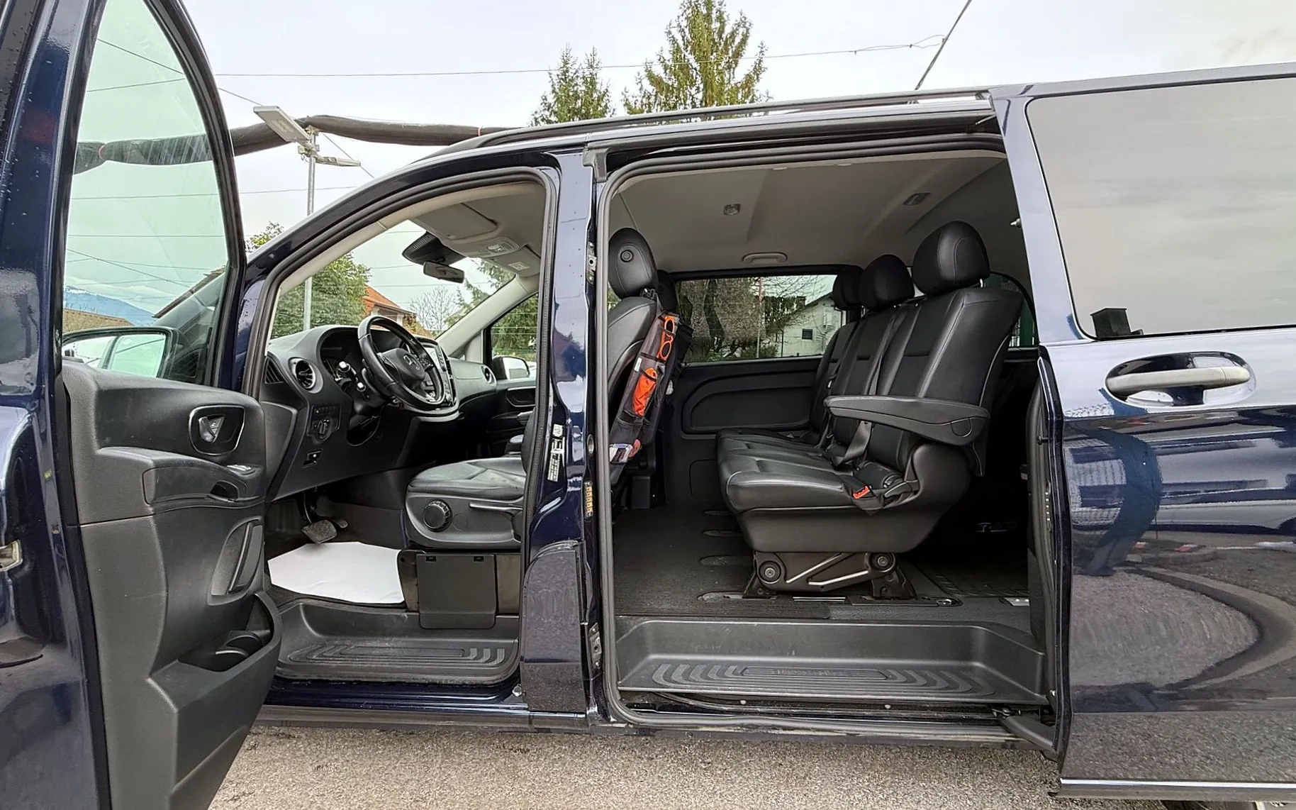 Zunanja slika - Mercedes-Benz Vito - Compact Mixto 114 CDI AUT. FULL LED NAVI 5 SED. - 13