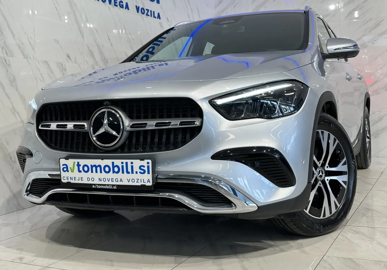 Zunanja slika - Mercedes-Benz GLA-Razred - 180 d Progressive Avt. |360Kamera|LineAss|Gretje|. - 3
