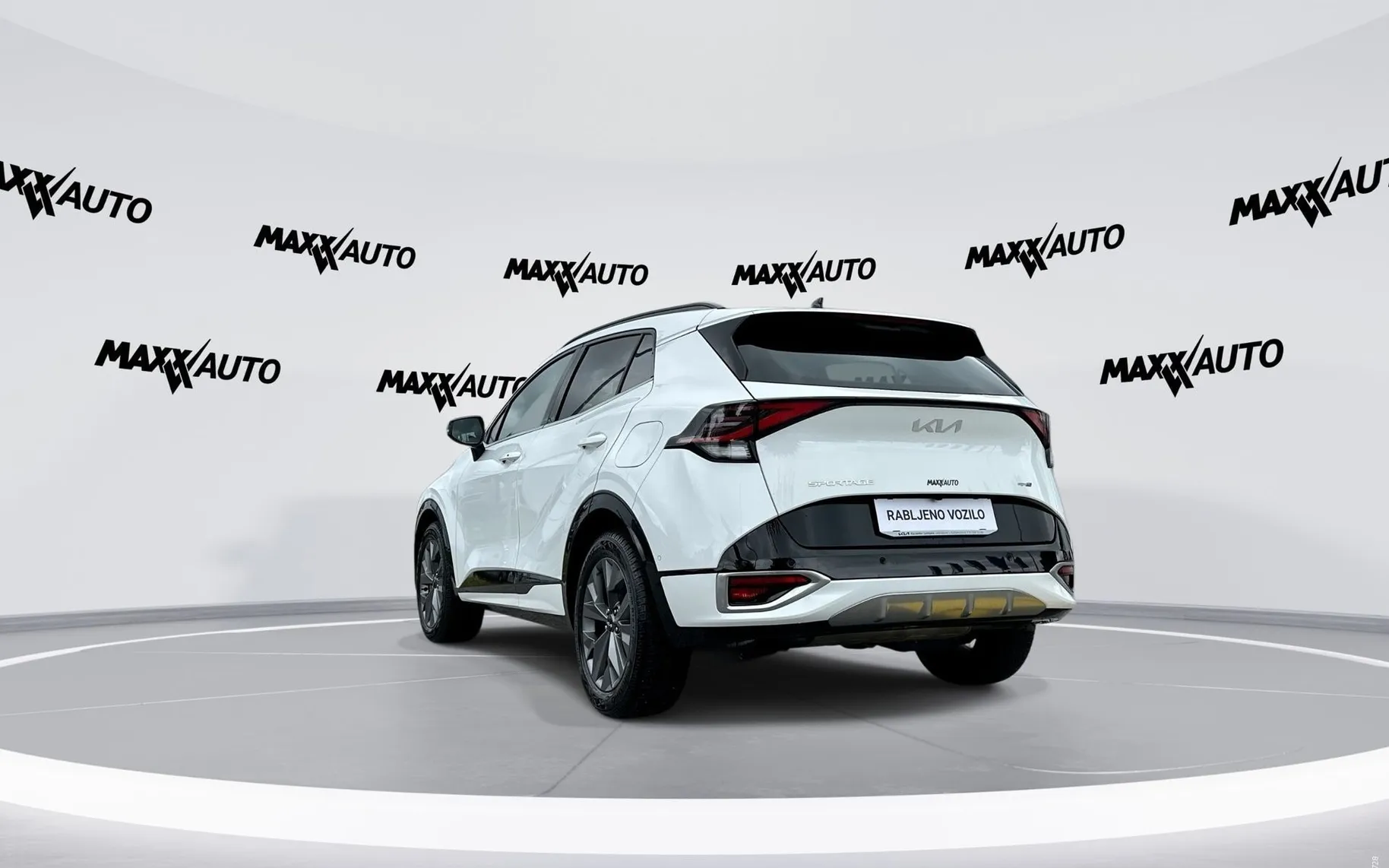 Notranja slika - KIA Sportage - AWD 1.6 T-GDI HEV GT-Line Avt - 7