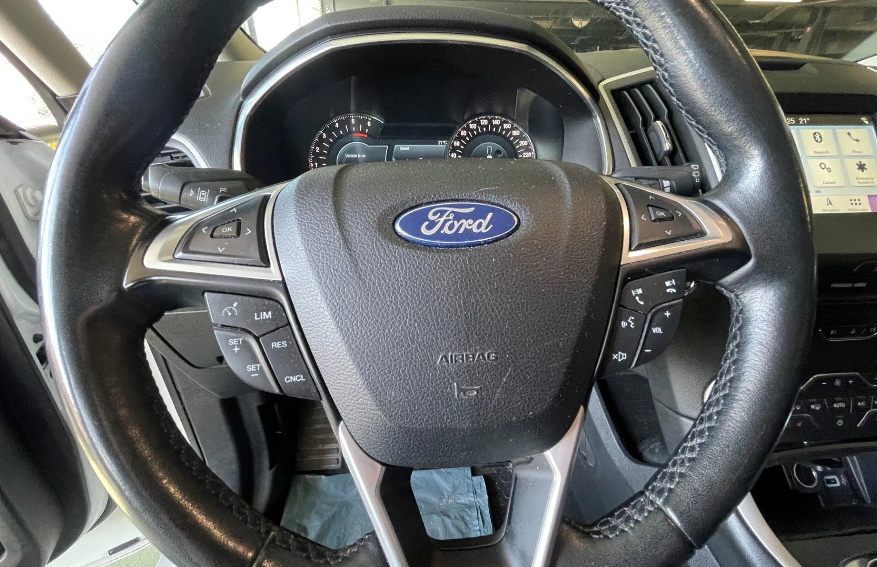 Zunanja slika - Ford S-MAX - 2.0 TDCi  Powershift NAVI.PDC.KAMERA.OGR.SEDEŽ - 14