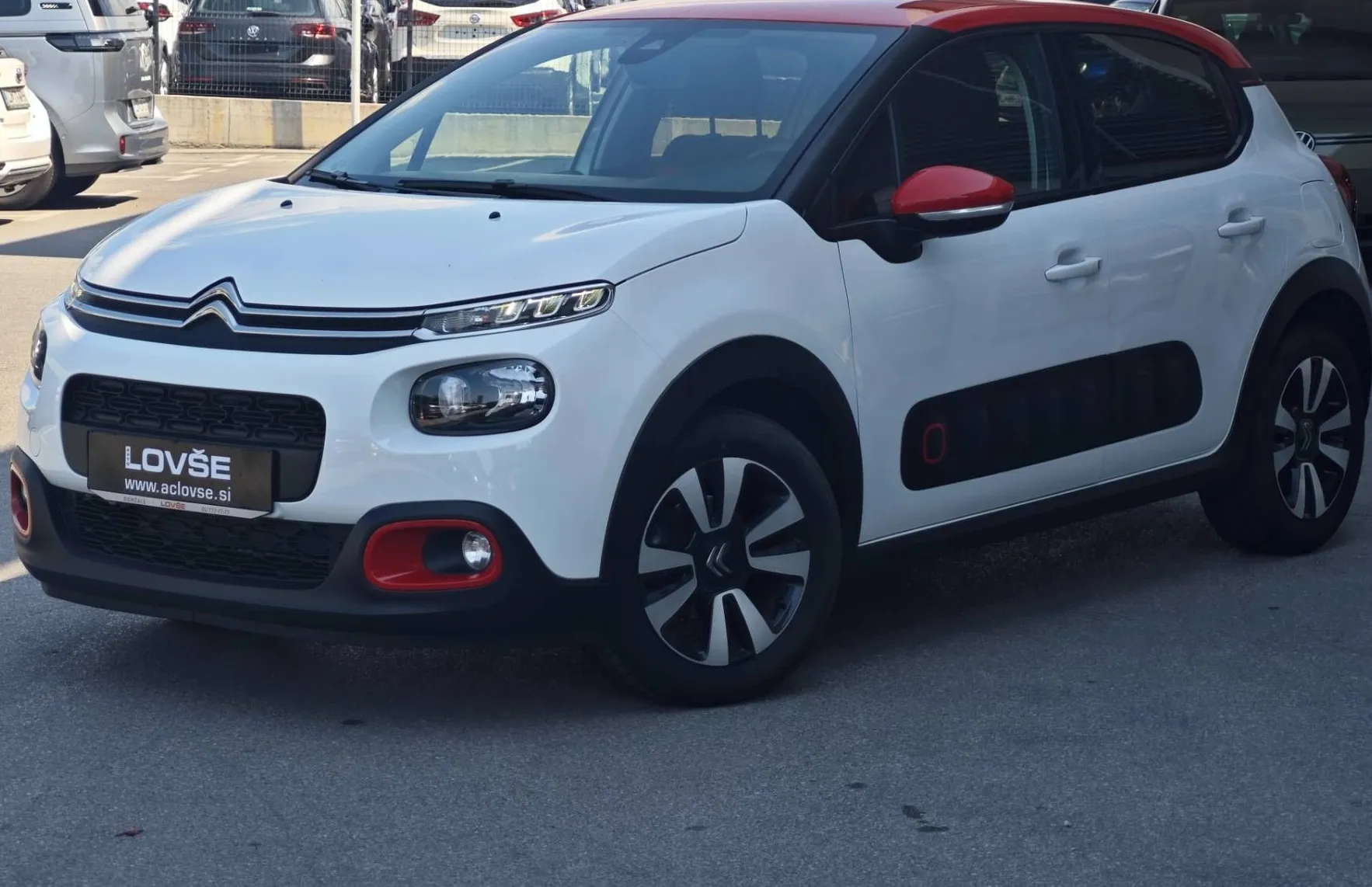 Zunanja slika - Citroën C3 - 1.2 PureTech 82 Shine - 3