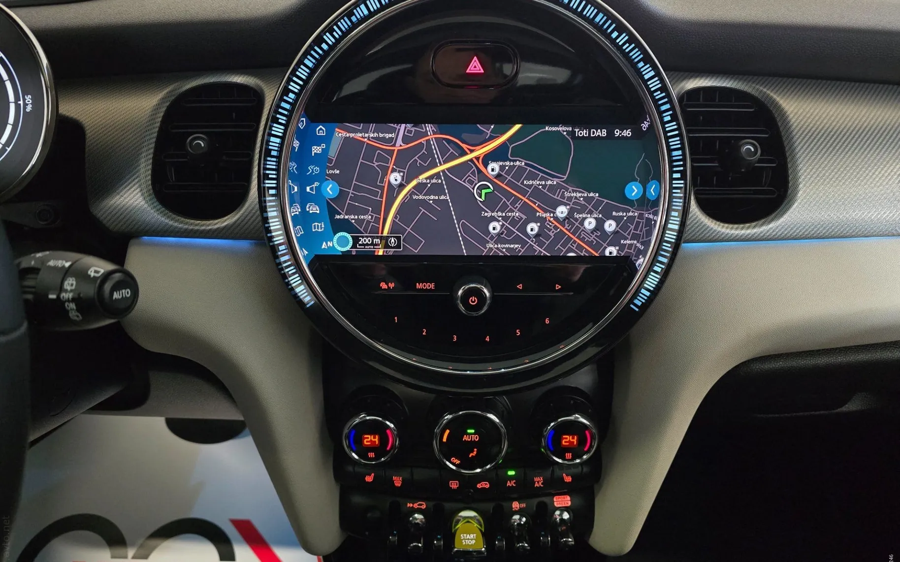 Notranja slika - MINI Cooper - SE Electric Collection - LED.Panorama.Multitone - 15